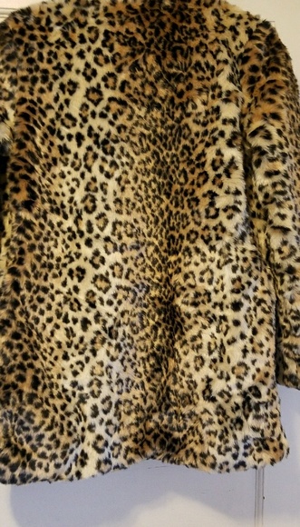 Leopard coat - Picture 1 of 1